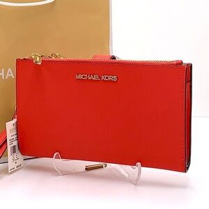 MICHAEL KORS Lg Double Zip Leather Smartphone Wallet DARK SANGRIA COLOR